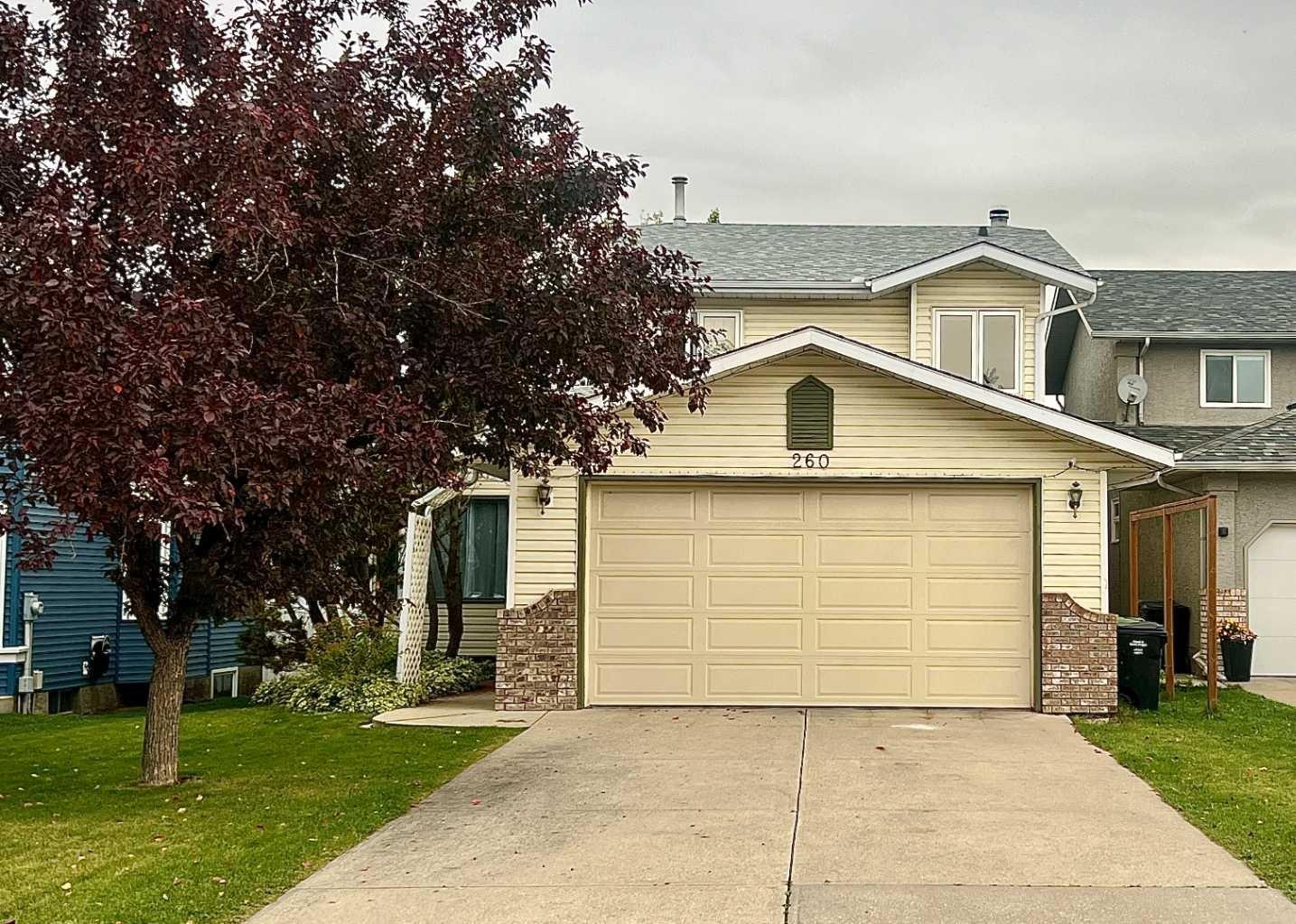 260 Riverside Mews SE, T2C 3Y8