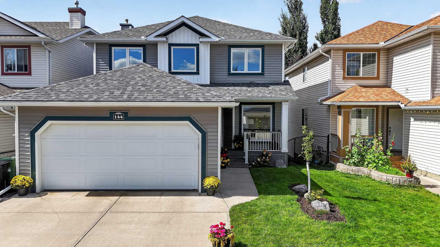 144 Shawbrooke Manor SW, T2Y 3L8