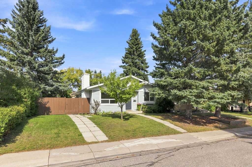148 Cantrell Drive SW, T2W 2M6
