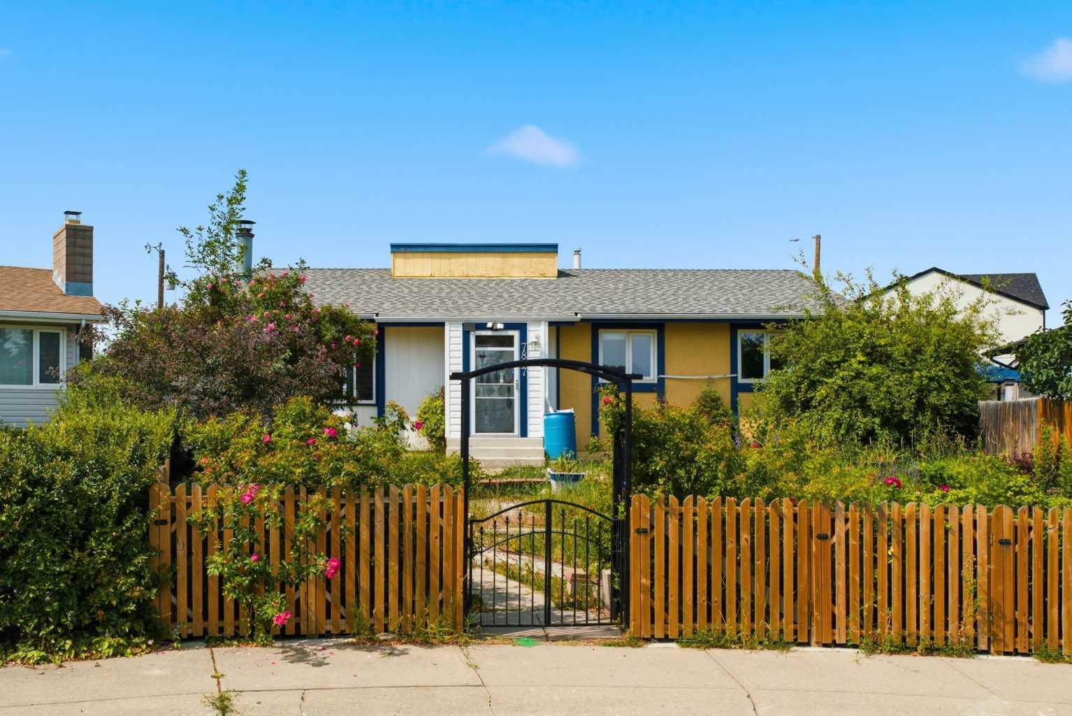 7807 Olympia Bay SE, T2C 1N7