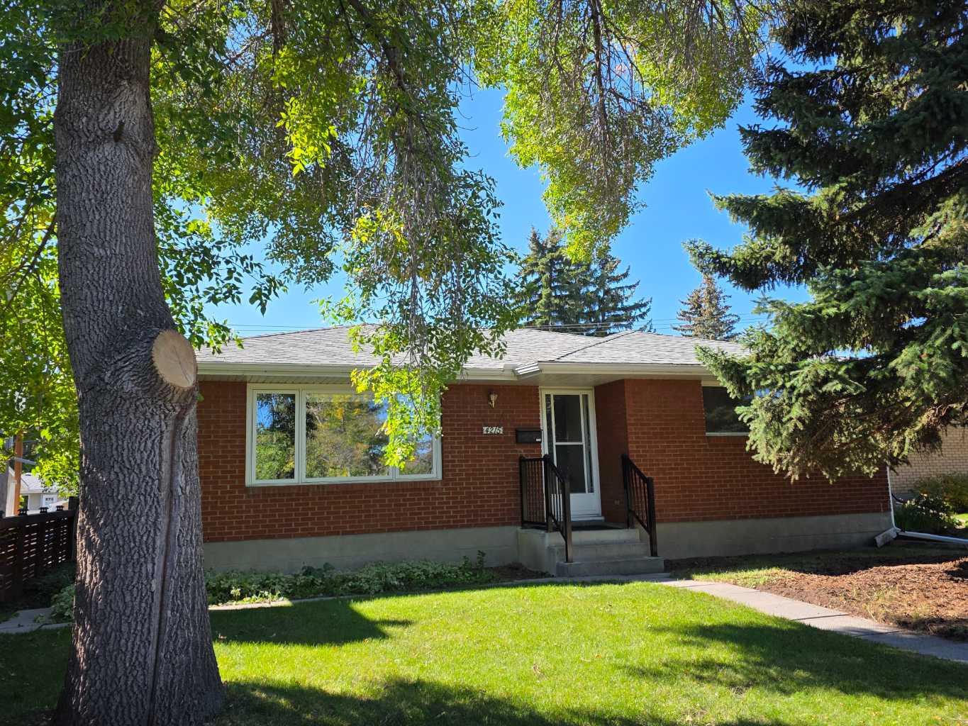 4215 Villa Crescent NW, T2L 2K2