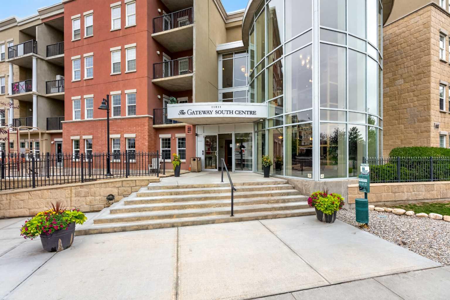 6406, 11811 Lake Fraser Drive SE, T2J 7J1