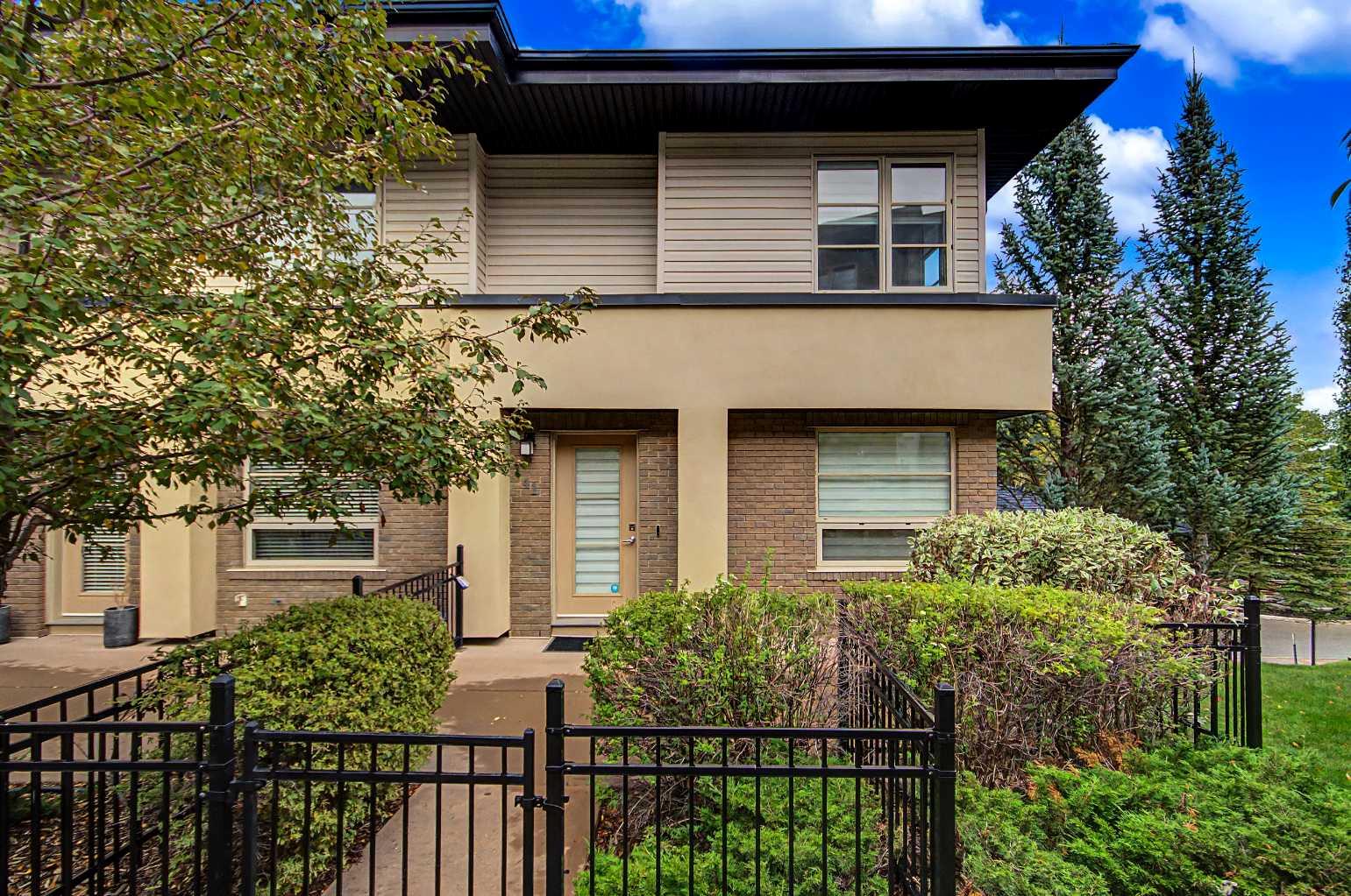41 Aspen Hills Common SW, T3H 0R7