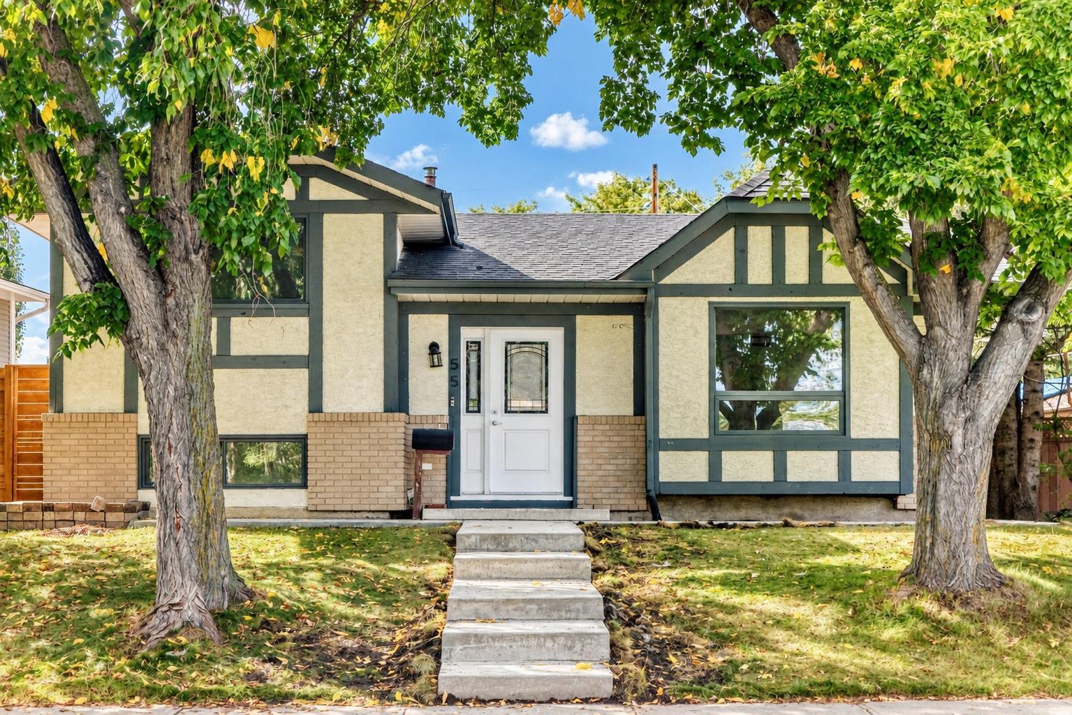 55 Mckinley Way SE, T2Z 1V1