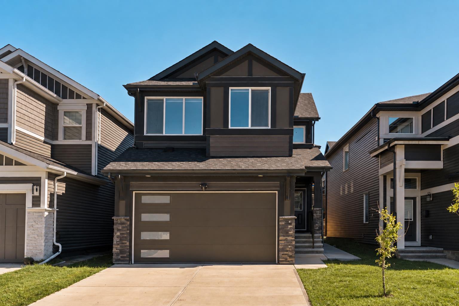 312 Lucas Way NW, T3P 0R5