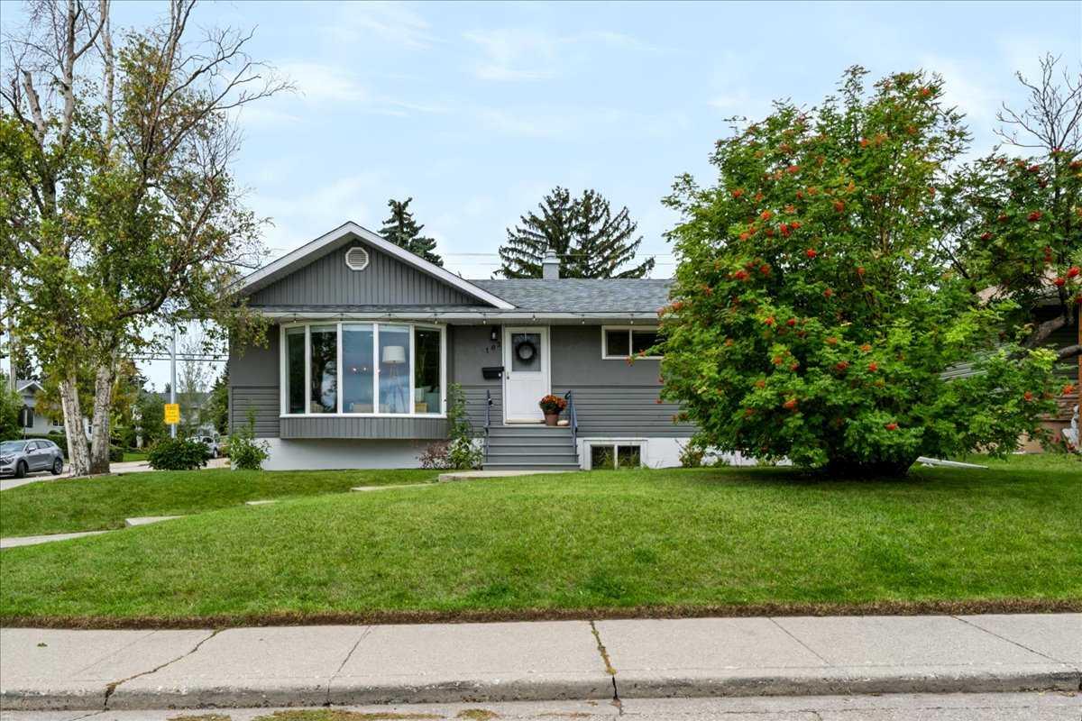 103 Grafton Drive SW, T3E4W4