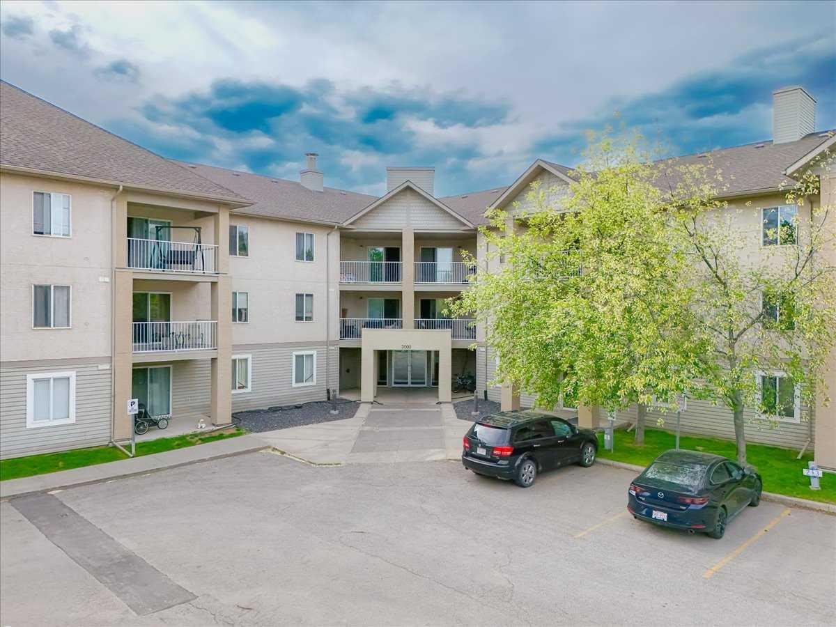 213, 3000 Citadel Meadow Point NW, T3G5N5