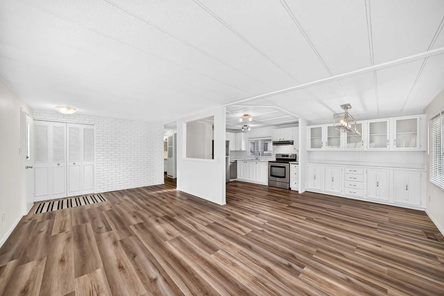 303, 99 Arbour Lake Road NW, T3G 4E4