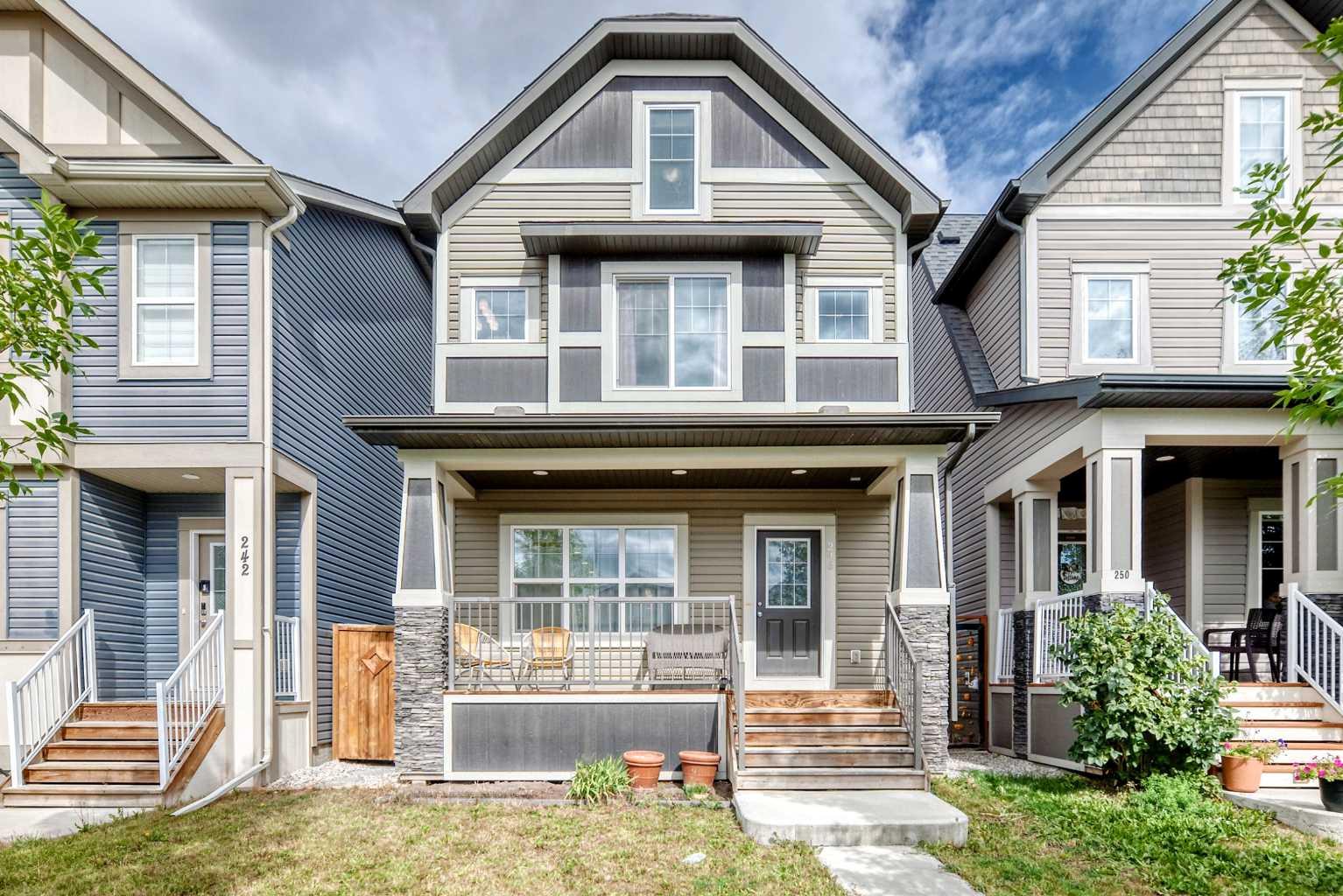 246 Walgrove Terrace SE, T2X 4E7