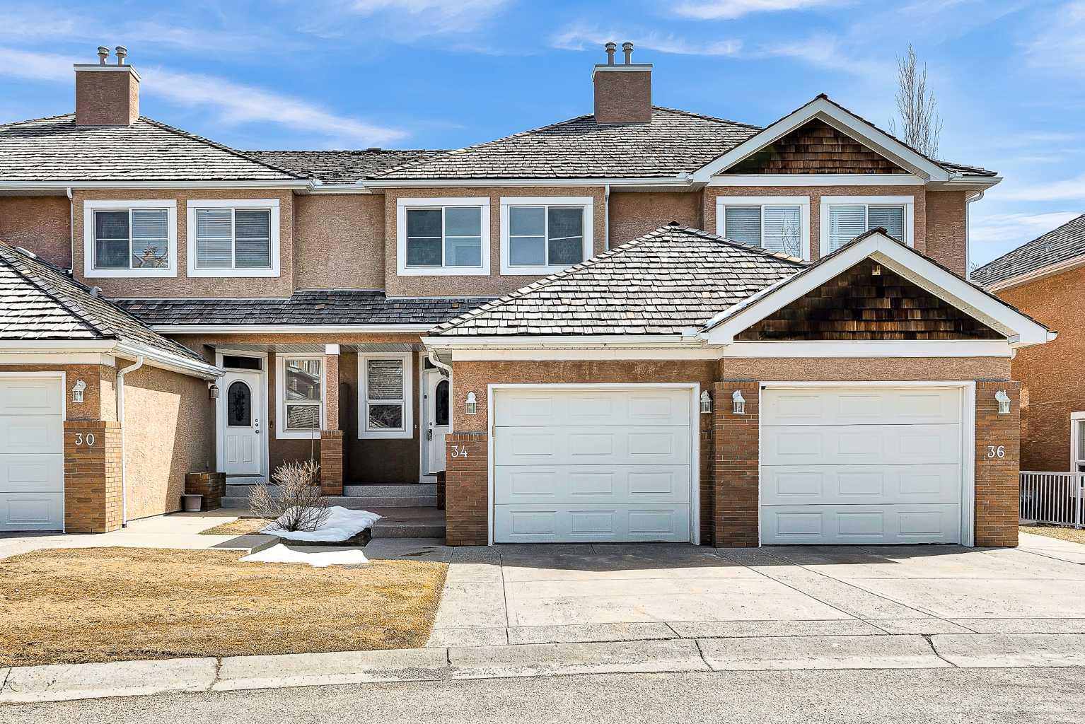 34 Royal Manor NW, T3G 5T7