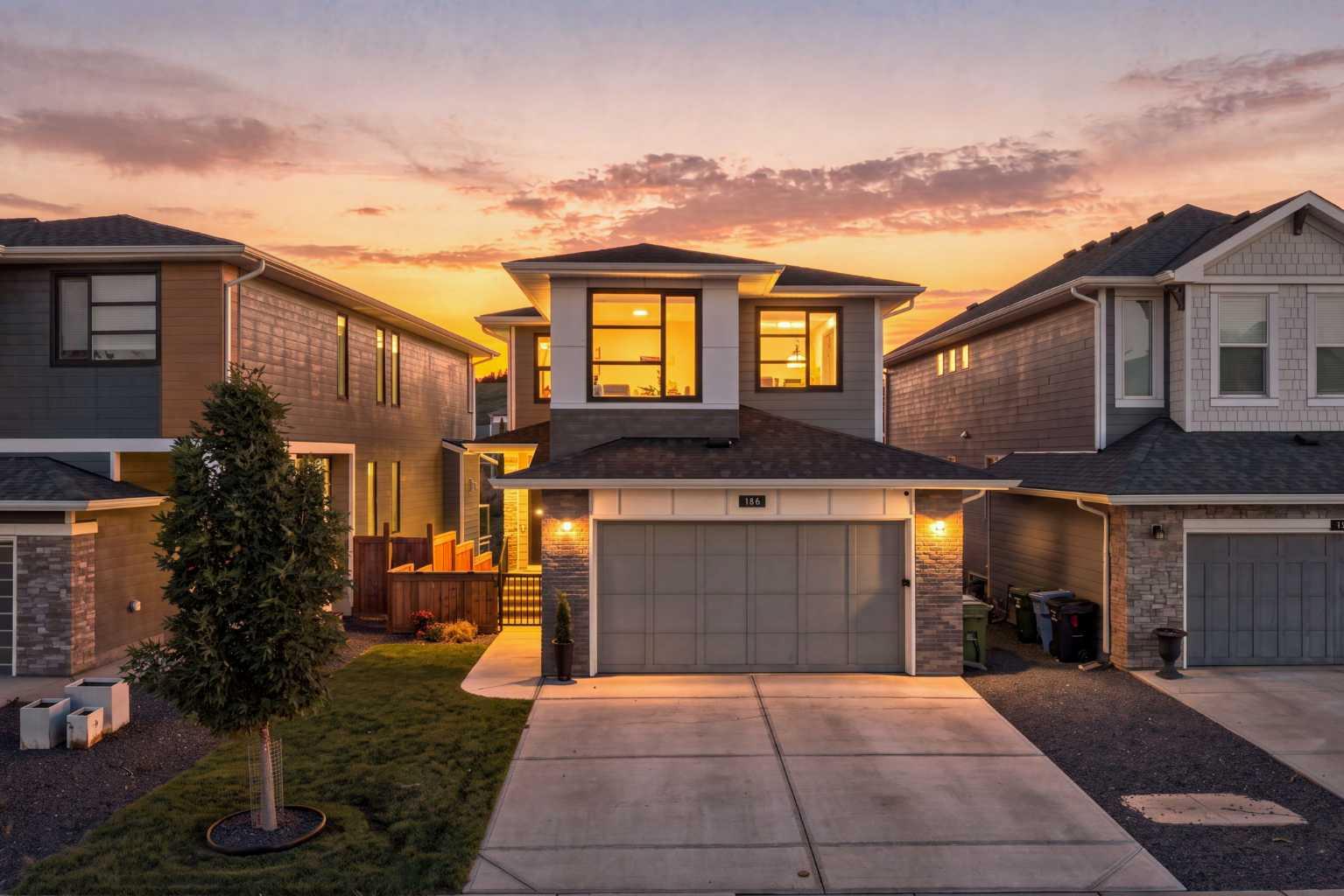 186 Cranbrook Park SE, T3M 3C2