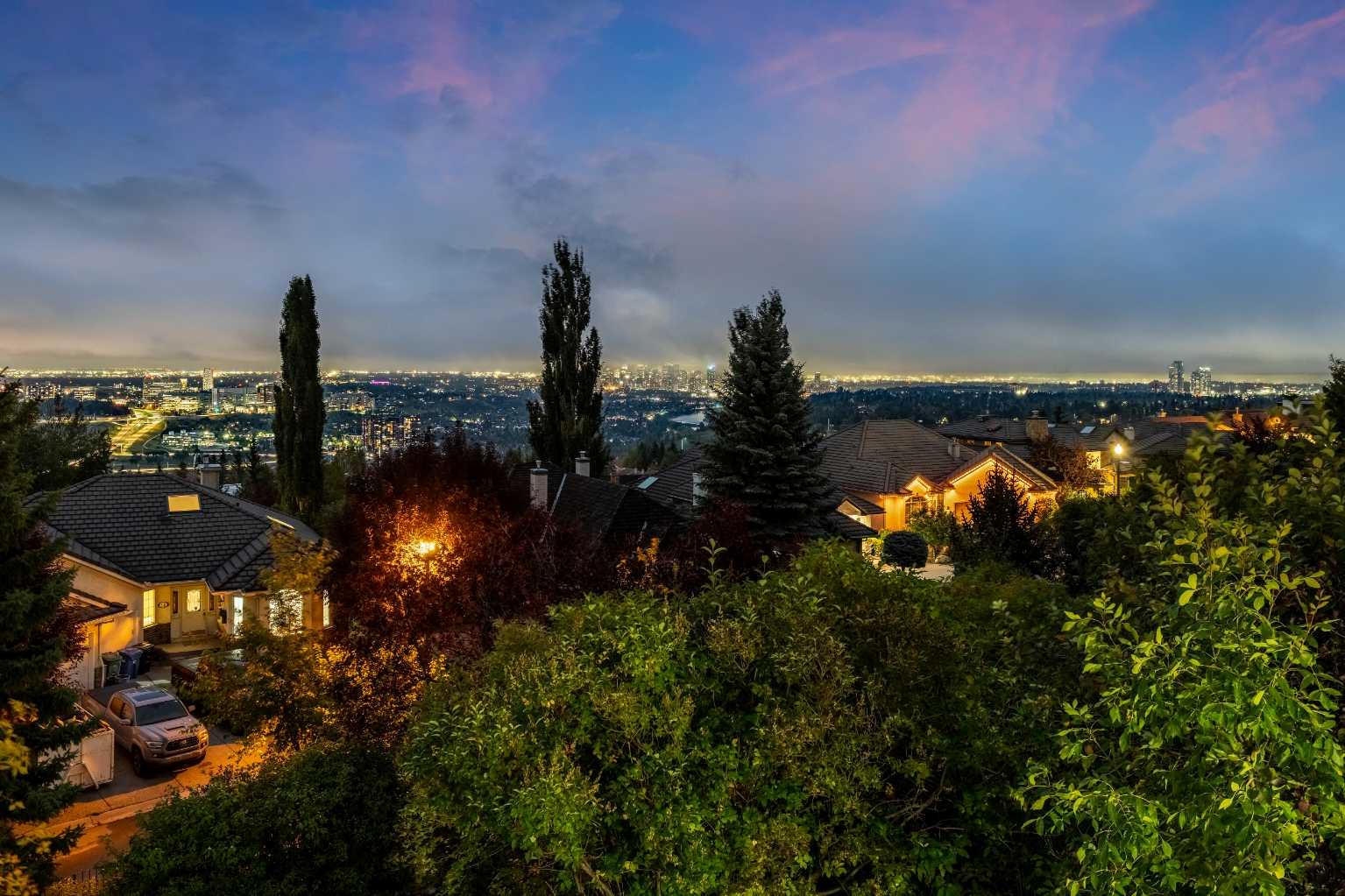 12 Patina Hill SW, T3H 2C7