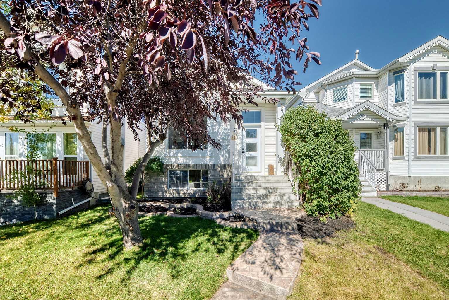 53 Mt Aberdeen Circle SE, T2Z 3H1