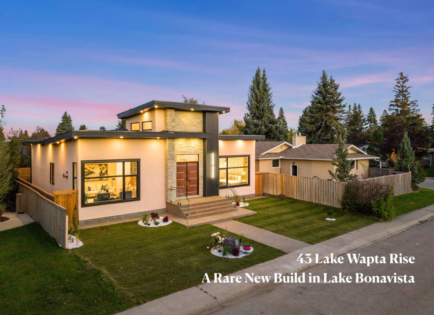 43 Lake Wapta Rise SE, T2J 2N1