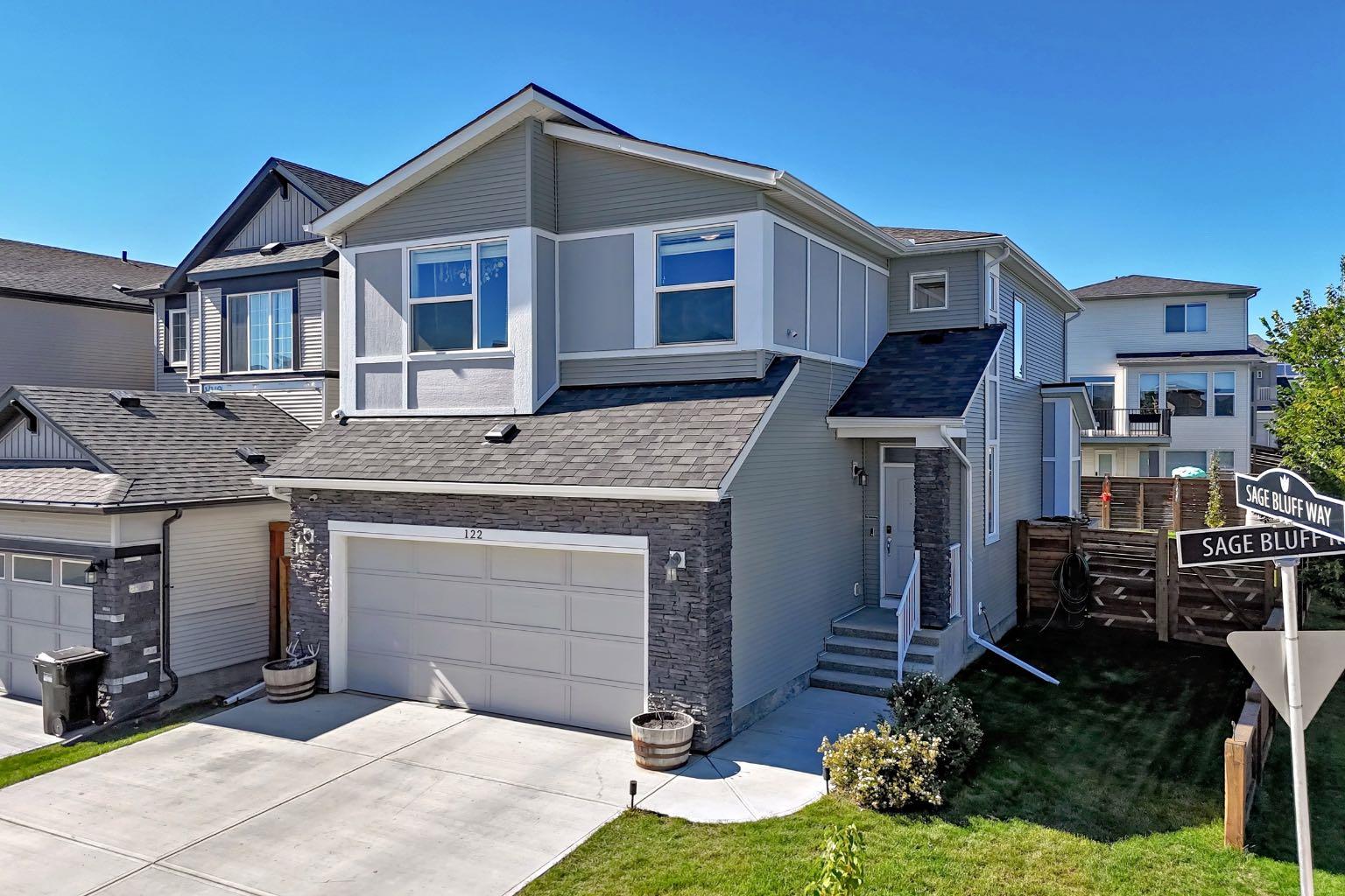 122 Sage Bluff Rise NW, T3R 1W3