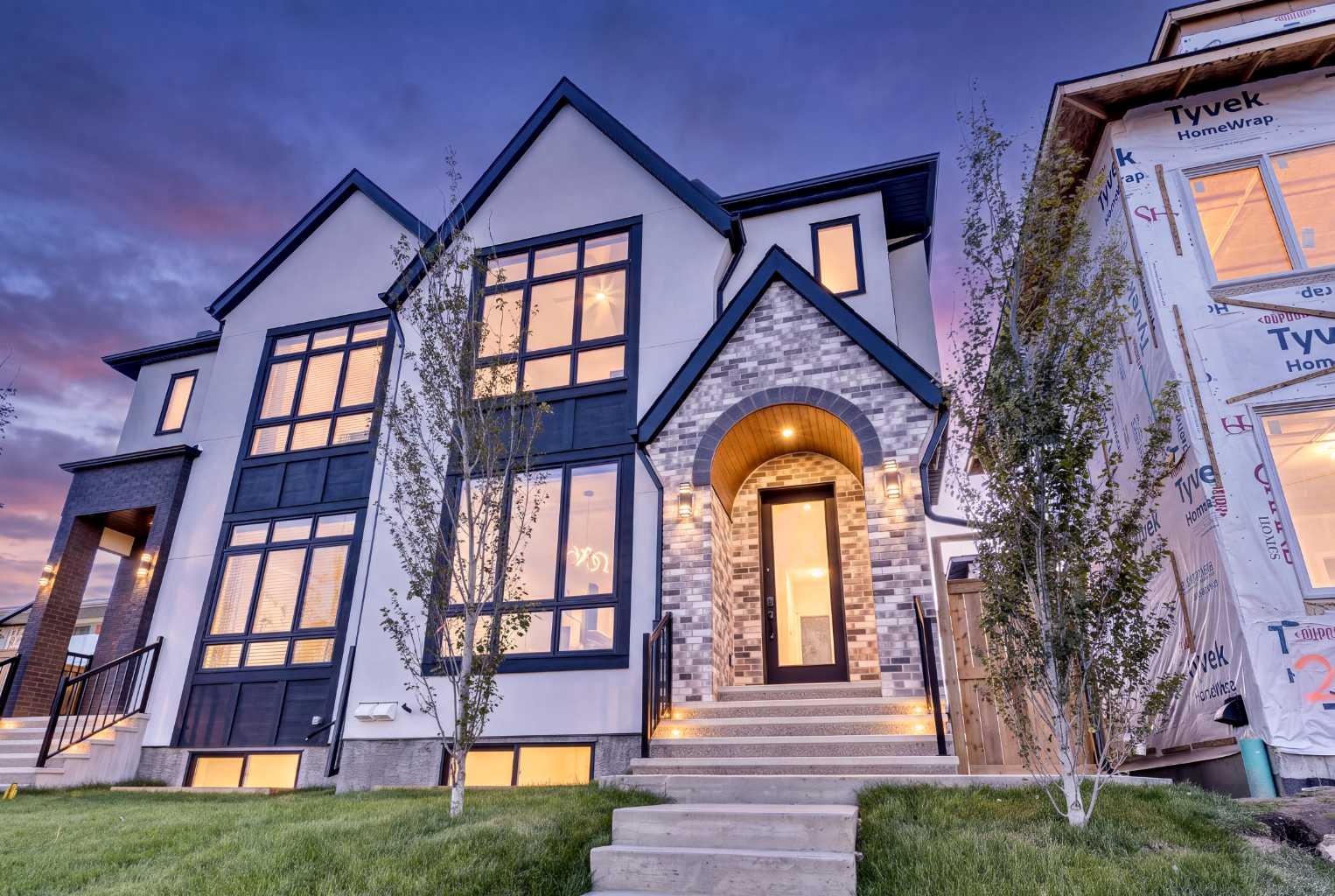 2433 23 Street NW, T2M3Y3