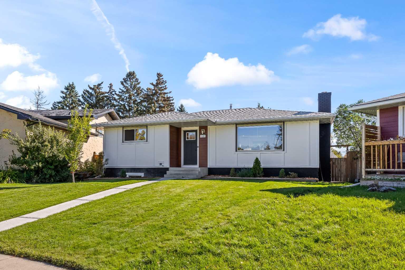 128 Doverthorn Bay SE, T2B 2G3