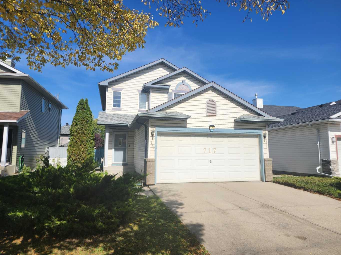 717 Harvest Hills Drive NE, T3K 4R3