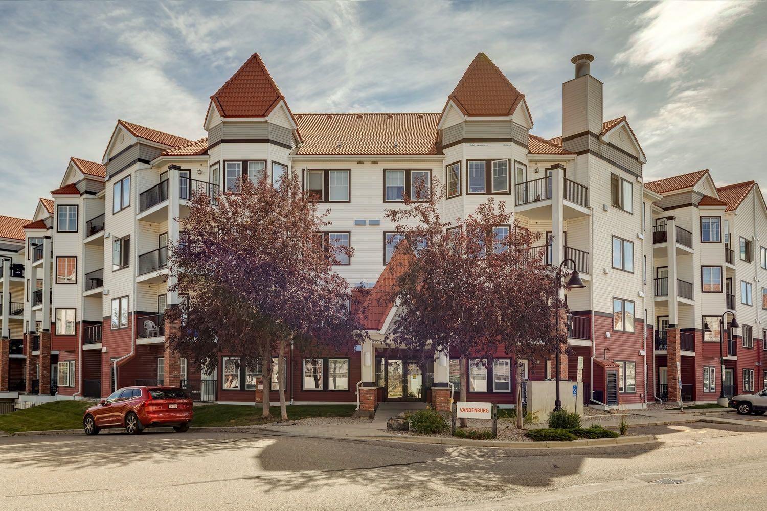 210, 20 Royal Oak Plaza NW, T3G 0C1