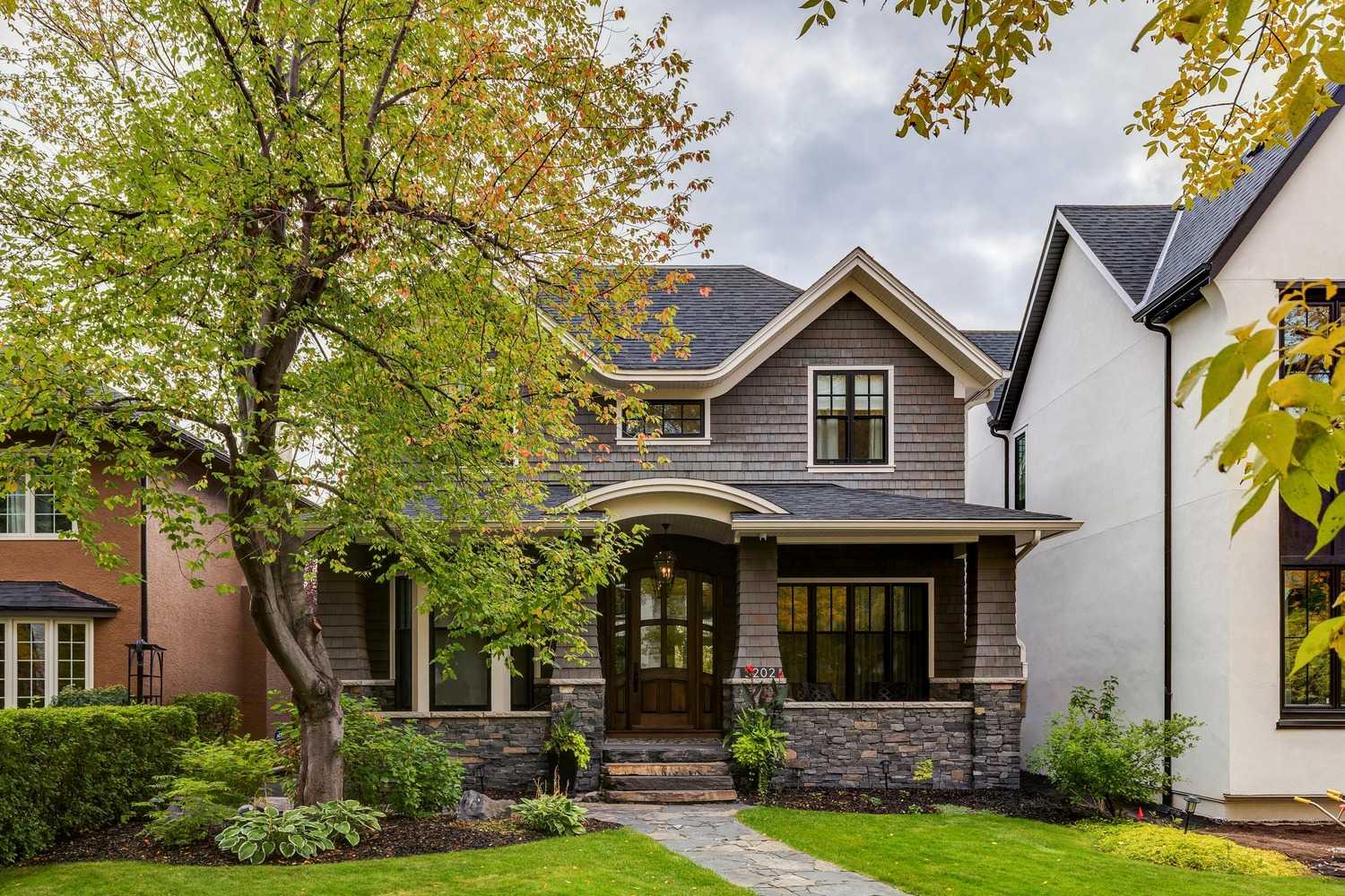 3202 Vercheres Street SW, T2T 3R5