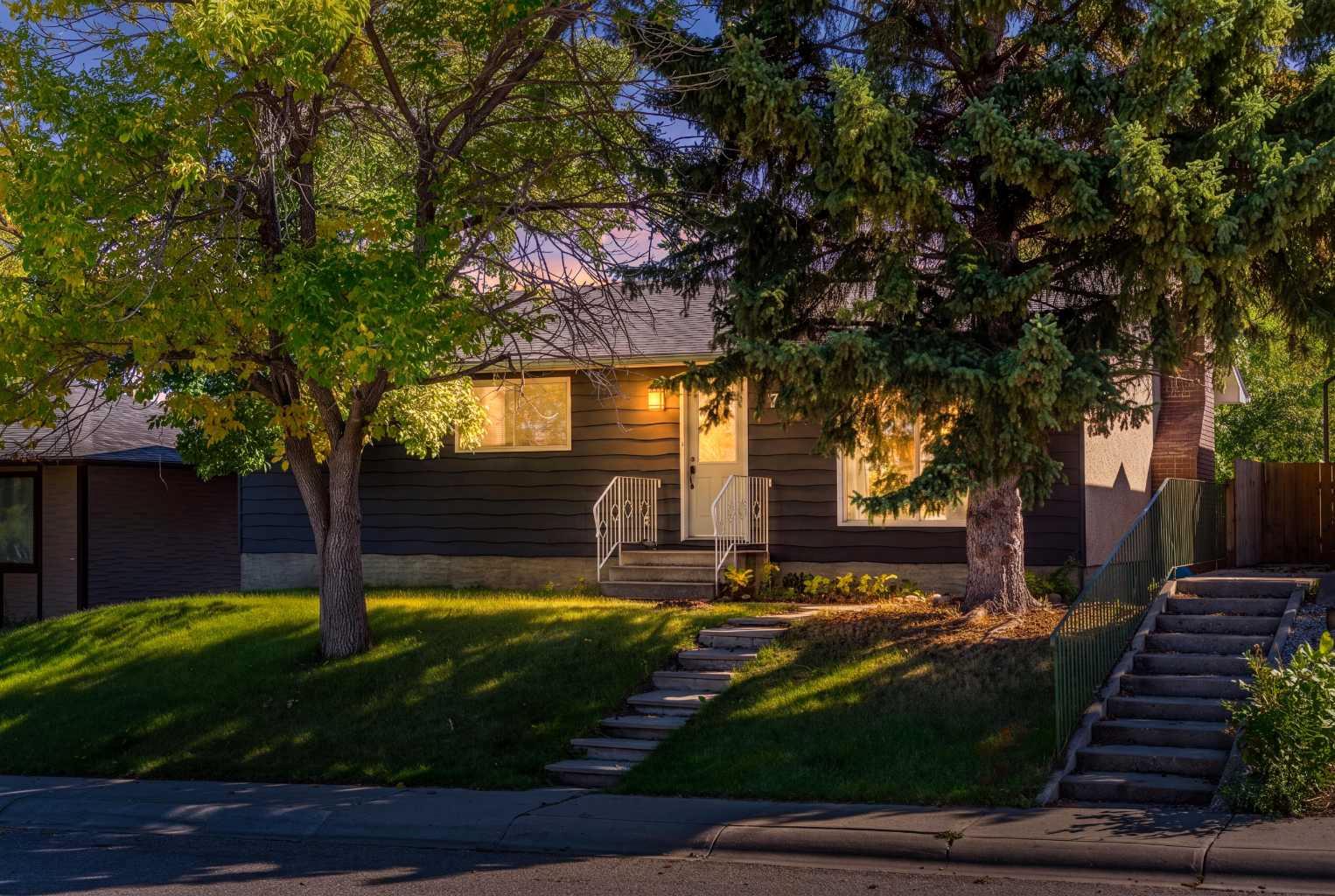 711 118 Avenue SW, T2W 0E6