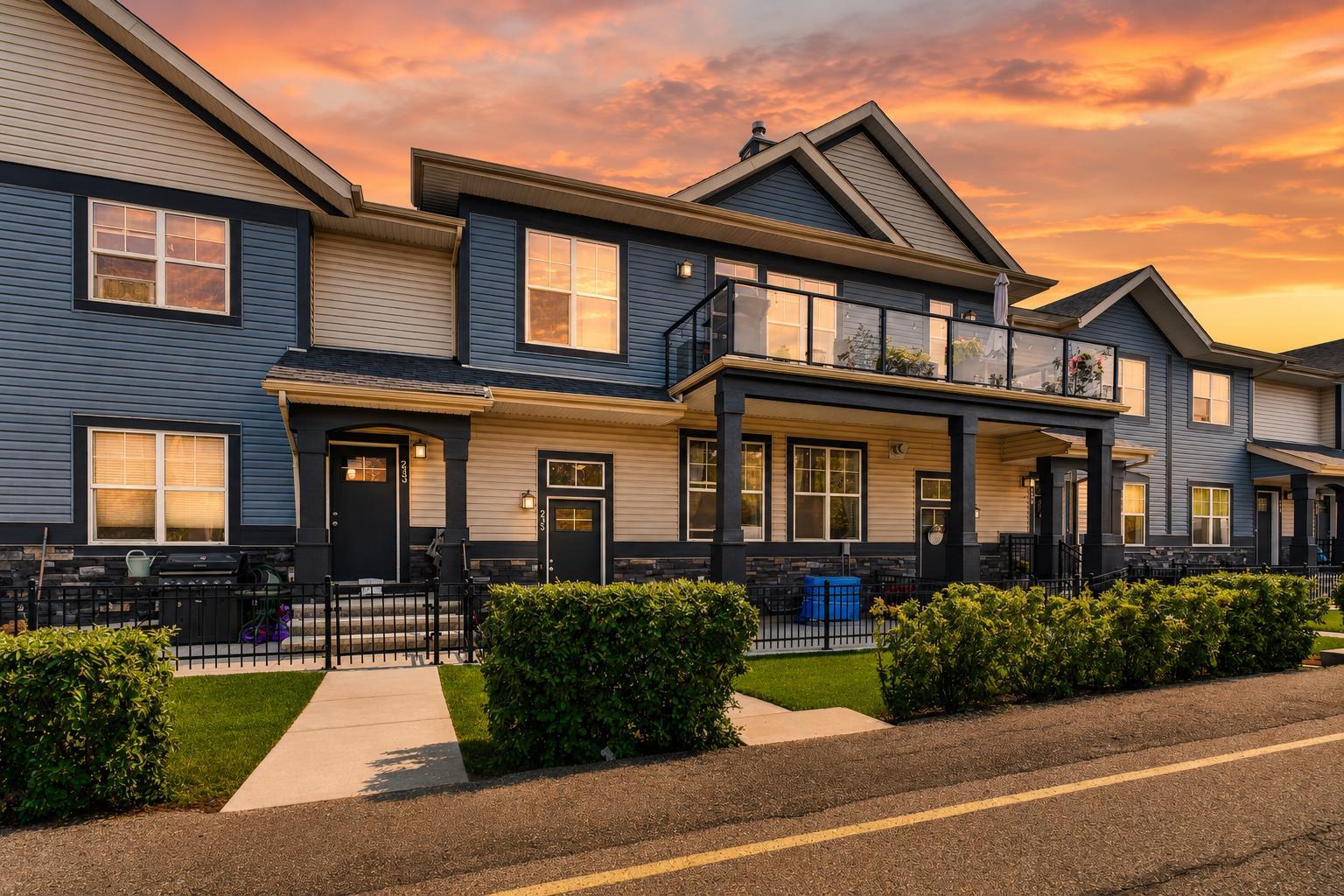 235 Mckenzie Towne Link SE, T2Z 1C9