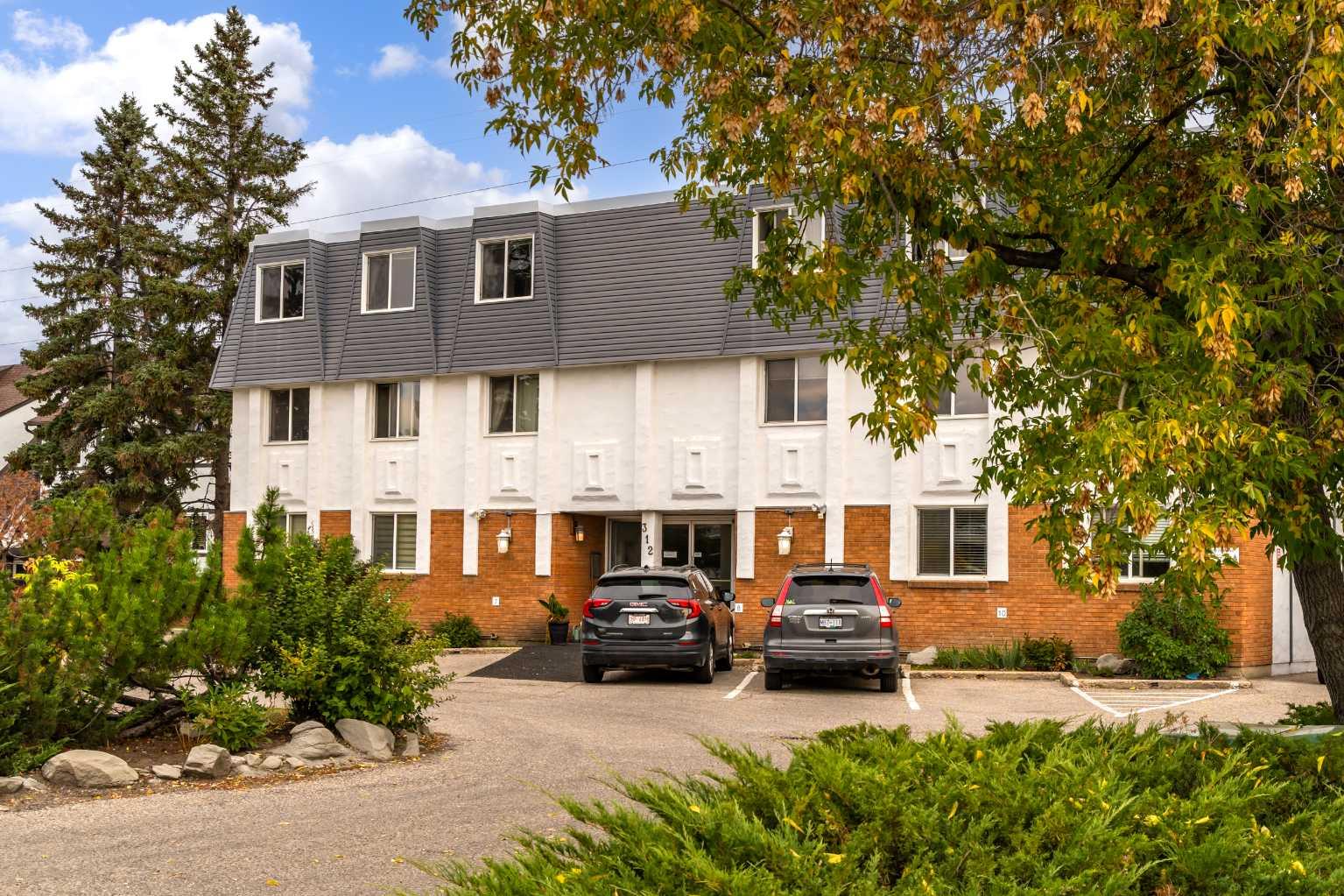 301, 312 Cedar Crescent SW, T3C 2Y8
