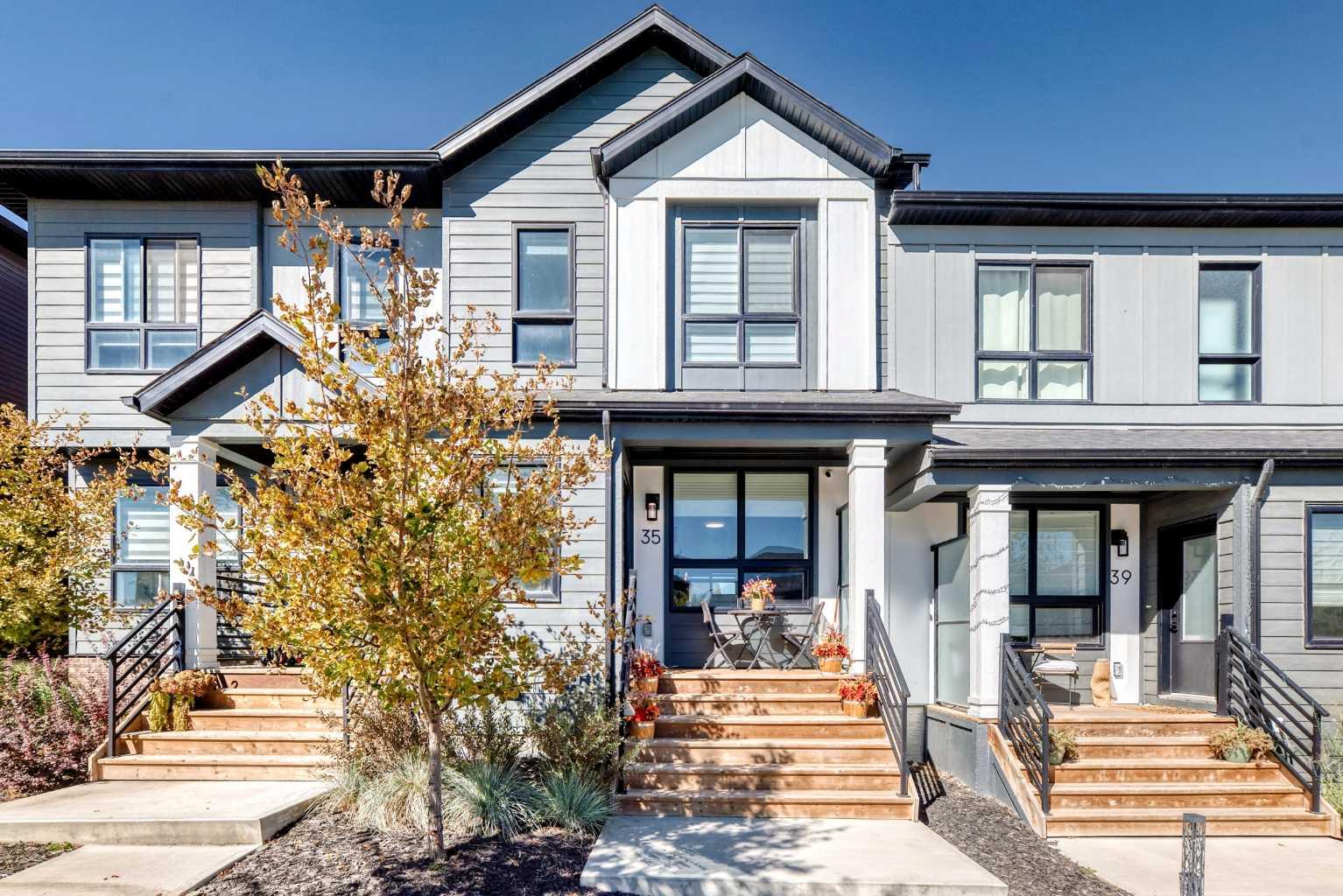 35 Silverton Glen Green SW, T2X 5B7