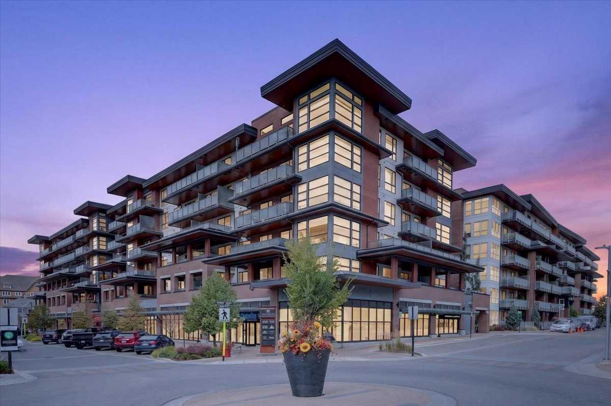 412, 122 Mahogany Centre SE, T3M2Y1