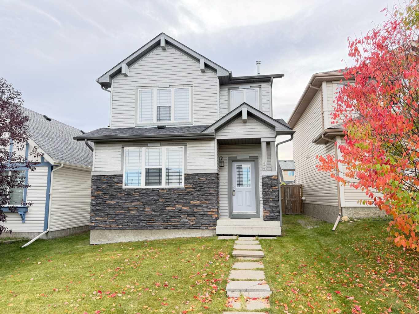 95 Panora Close NW, T3K 0G4