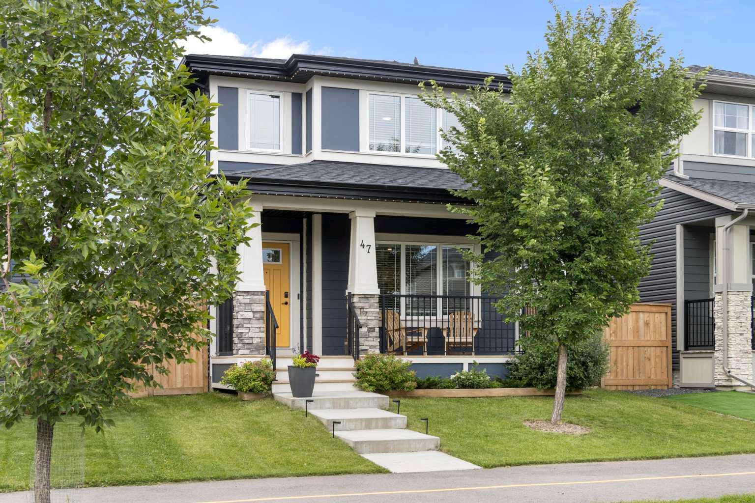47 Legacy Glen Way SE, T2X 4E4