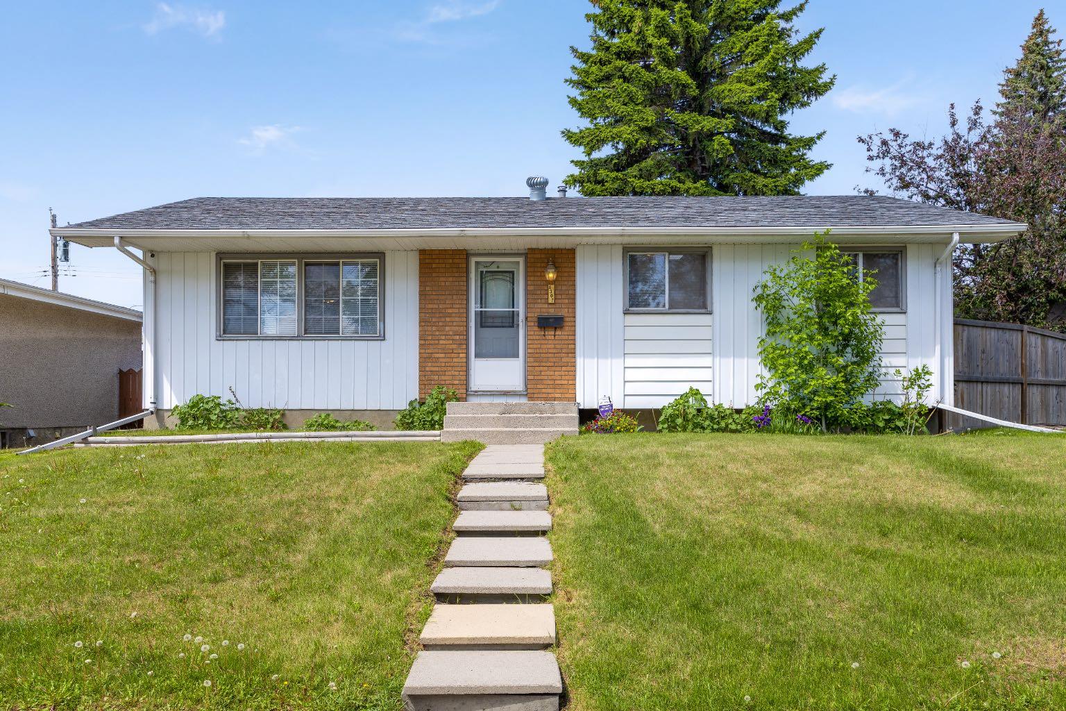 1307 Radisson Drive SE, T2A 1Z3