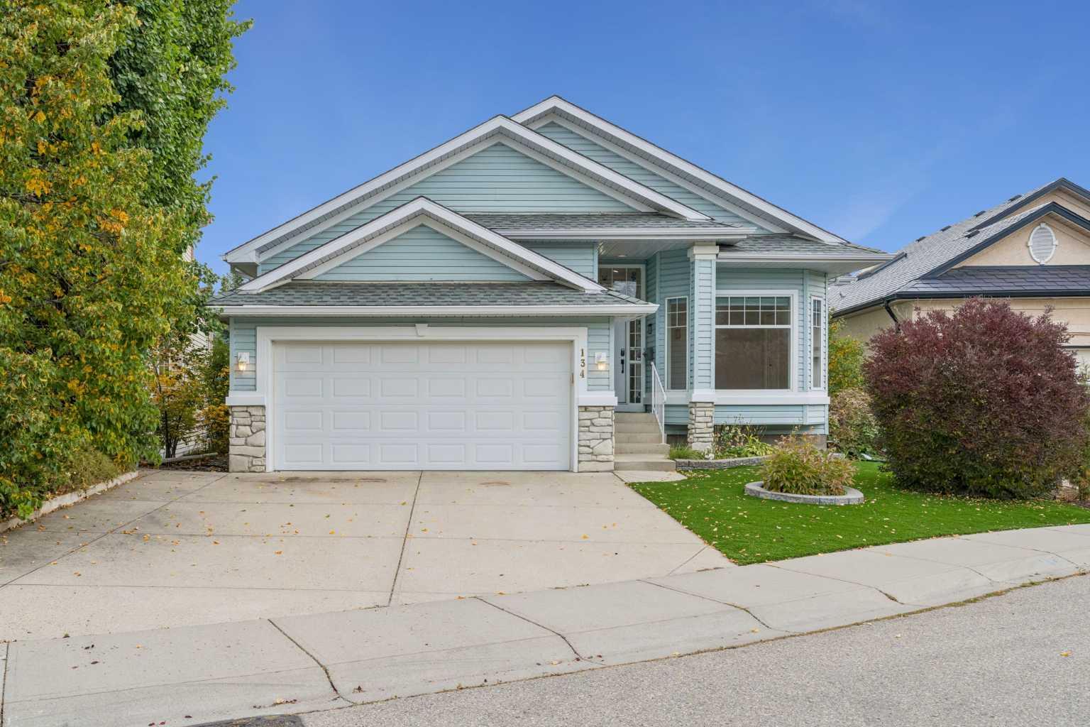 134 Valley Glen Heights NW, T3B5S8