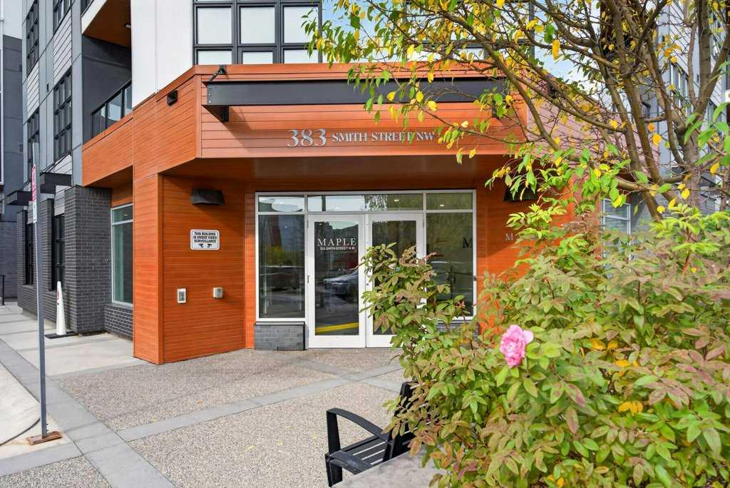 201, 383 Smith Street NW, T3B 6J9