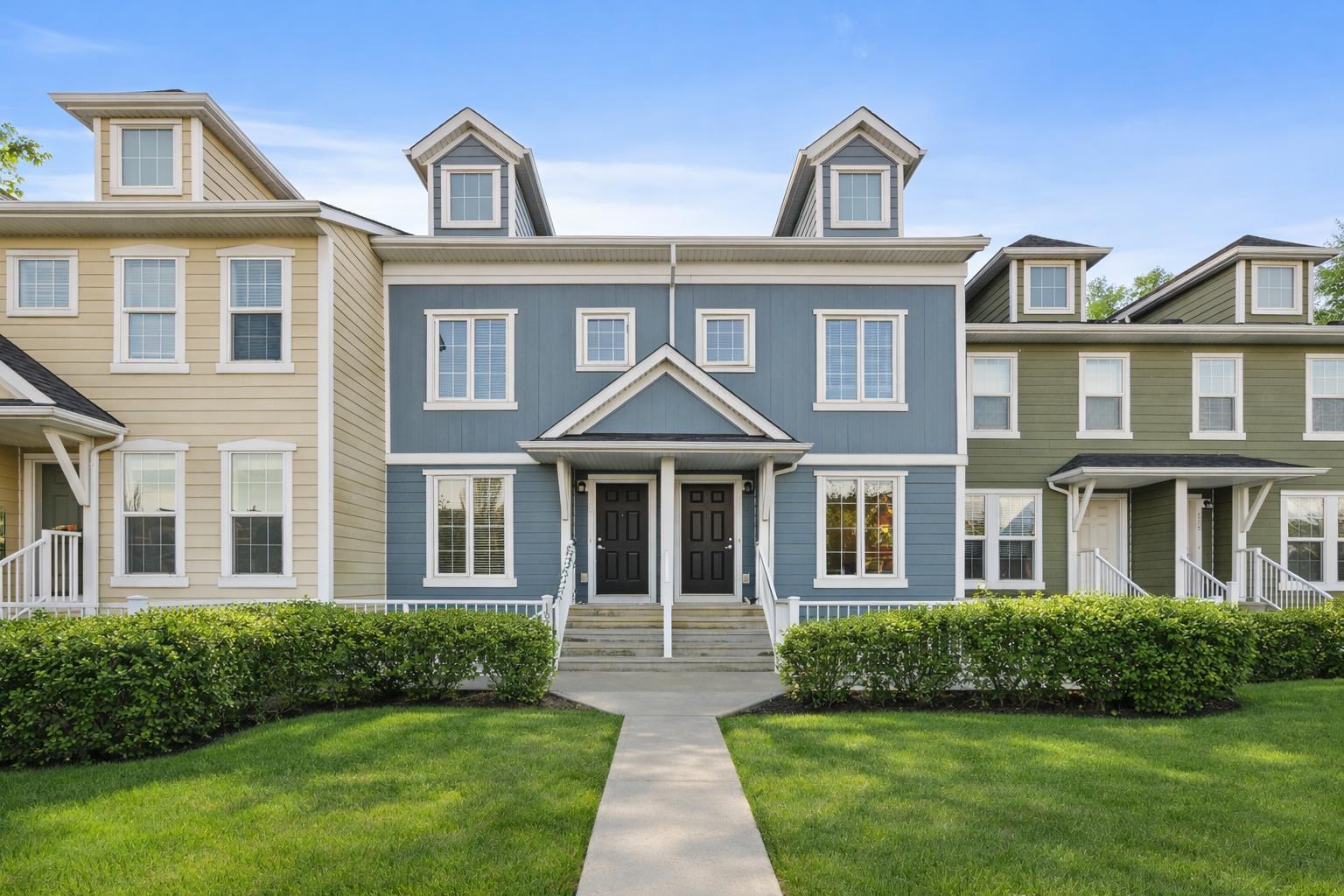 111 Auburn Bay Street SE, T3M 2A4