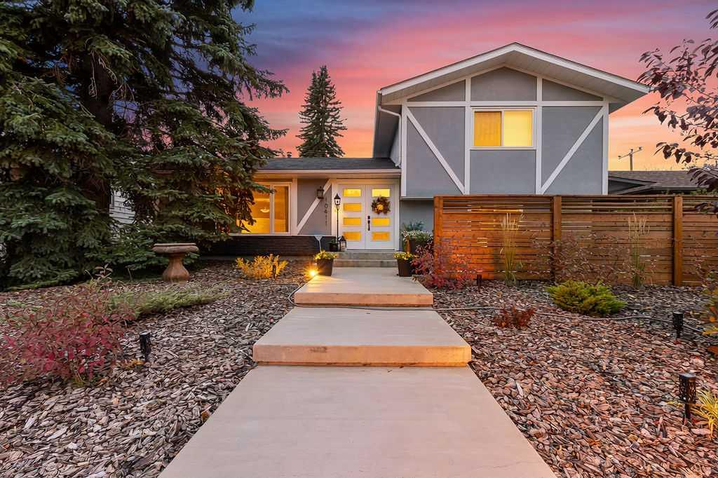 10411 Maplecreek Drive SE, T2J 1T9