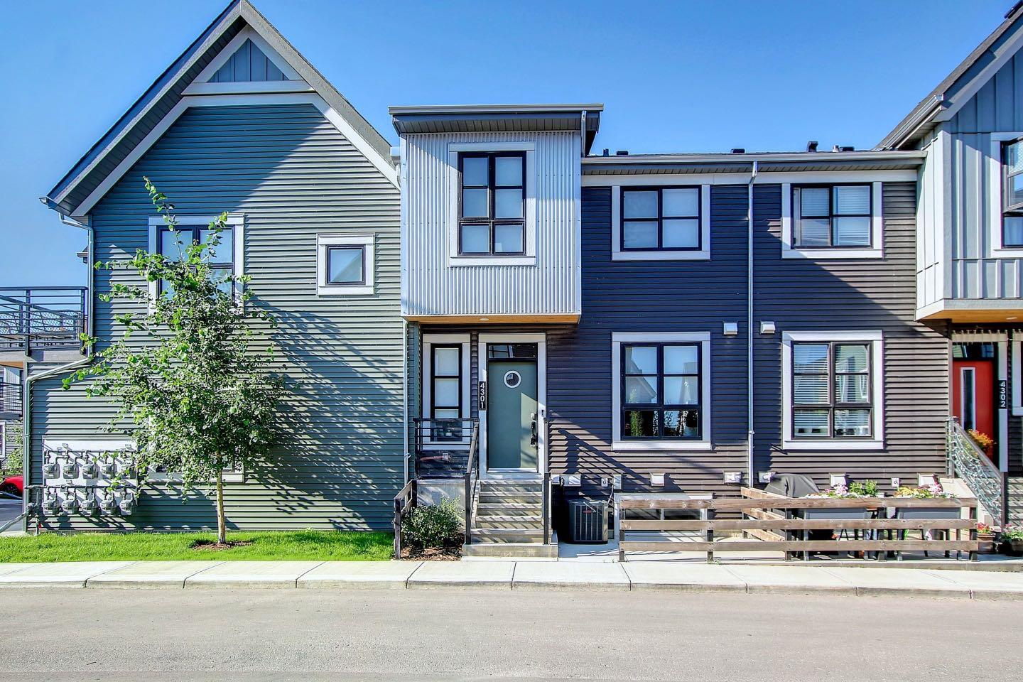 4301, 100 Walgrove Court SE, T2X0M7